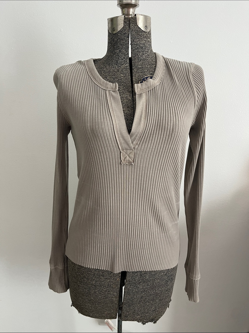 aerie Taupe Ribbed Long-Sleeve Henley